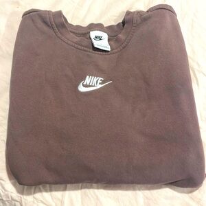 Big kids nike crewneck sweatshirt (girls)